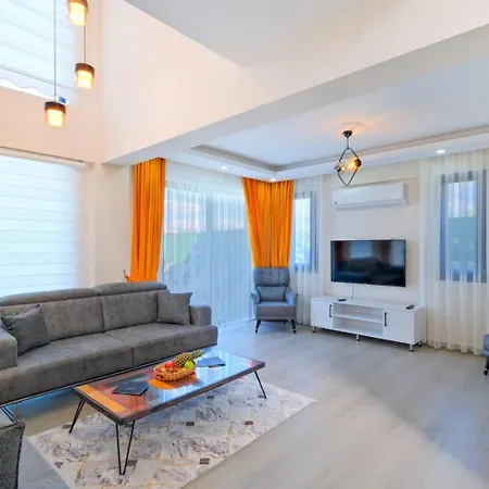 Appartement Simge 1 *